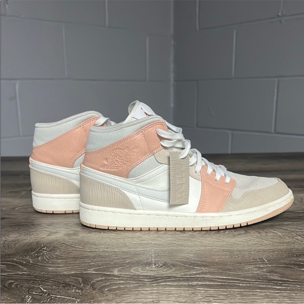 Jordan 1 Mid Milan’s Size 10.5
